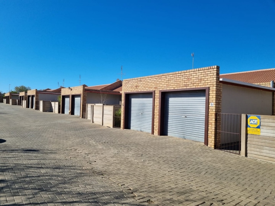 2 Bedroom Property for Sale in Fauna Free State